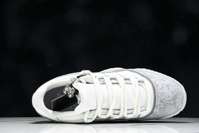 Air Jordan 11 Low CNY “Year of the Snake” HQ7000-001