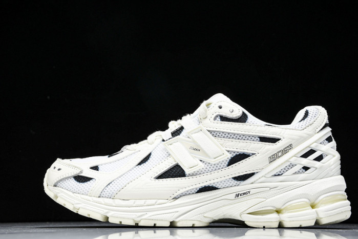 n*ew b*alance copshoe nb-135