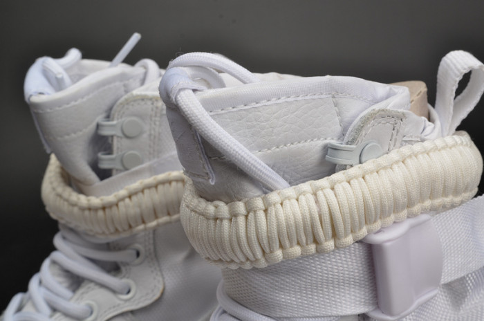 nike wmns sf force 1 “triple white” 903270 100