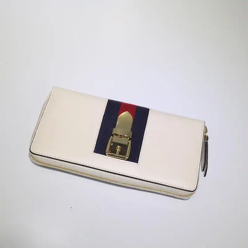 G*u*i brand handbags zip around wallet 1904g0031