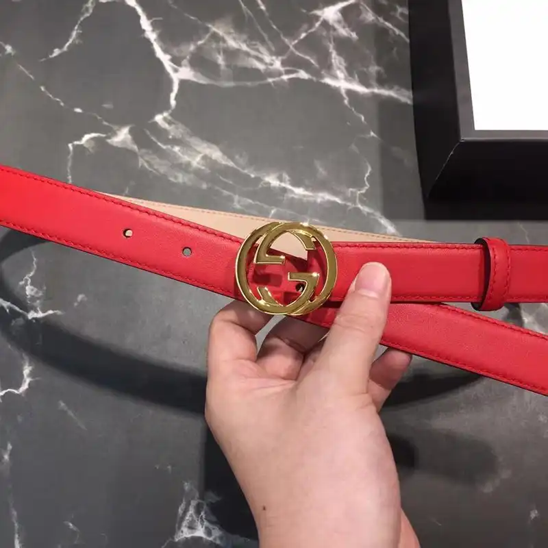 G*u*i s belte 1905bl0159