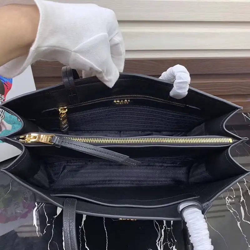 Pra*a bags 1907bp0041