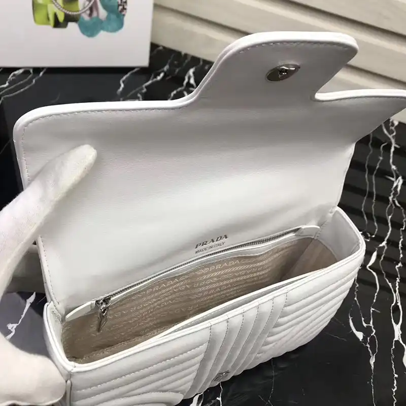 Pra*a bags 1907bp0074