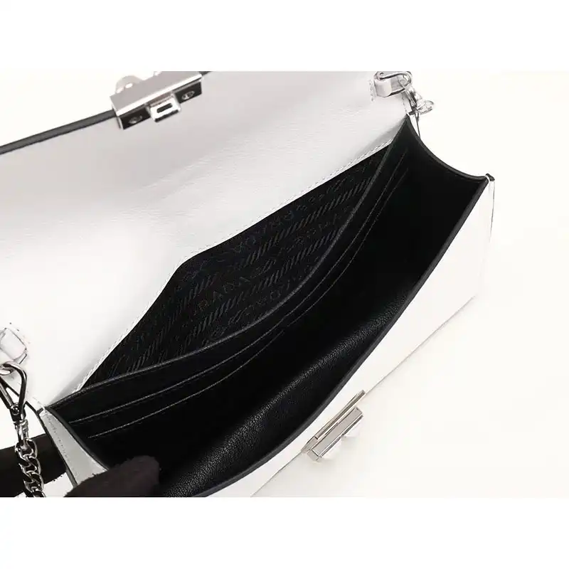 Pra*a bags 1907bp0079