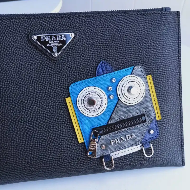 Pra*a bags 1910bb0070