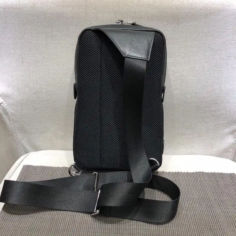 F**di bags 1917m0045