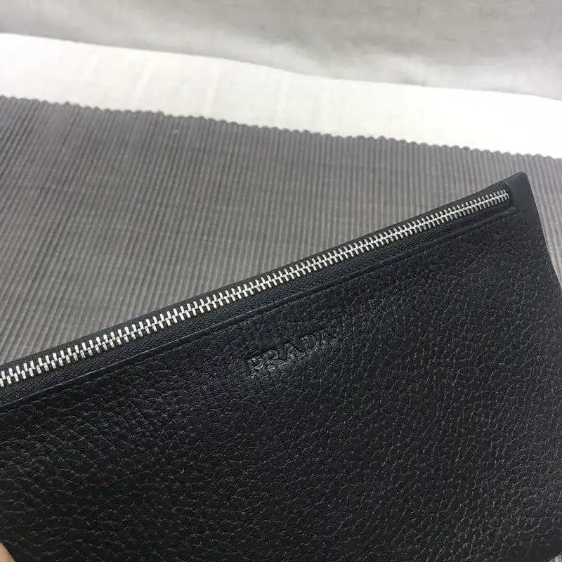 Pra*a bags 1917m0100