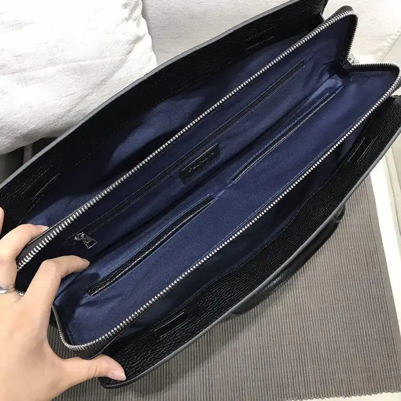 Pra*a bags 1917m0112