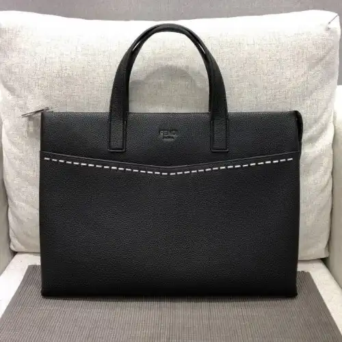 F**di bags 1917m0037