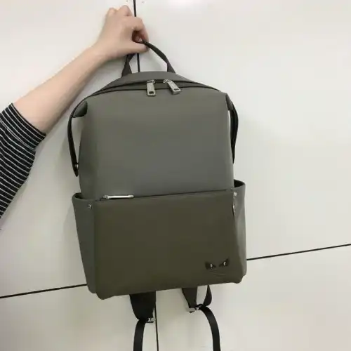 F**di bags 1917m0056