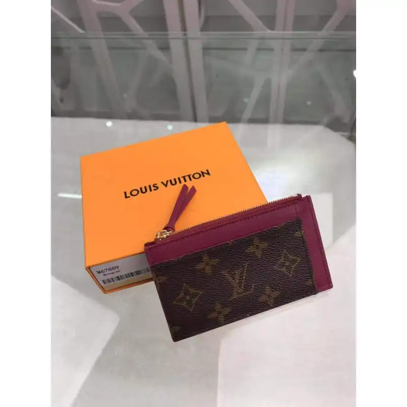 LV Bags 19B570032