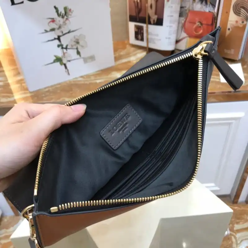 L0ew* s bag 19yan0002