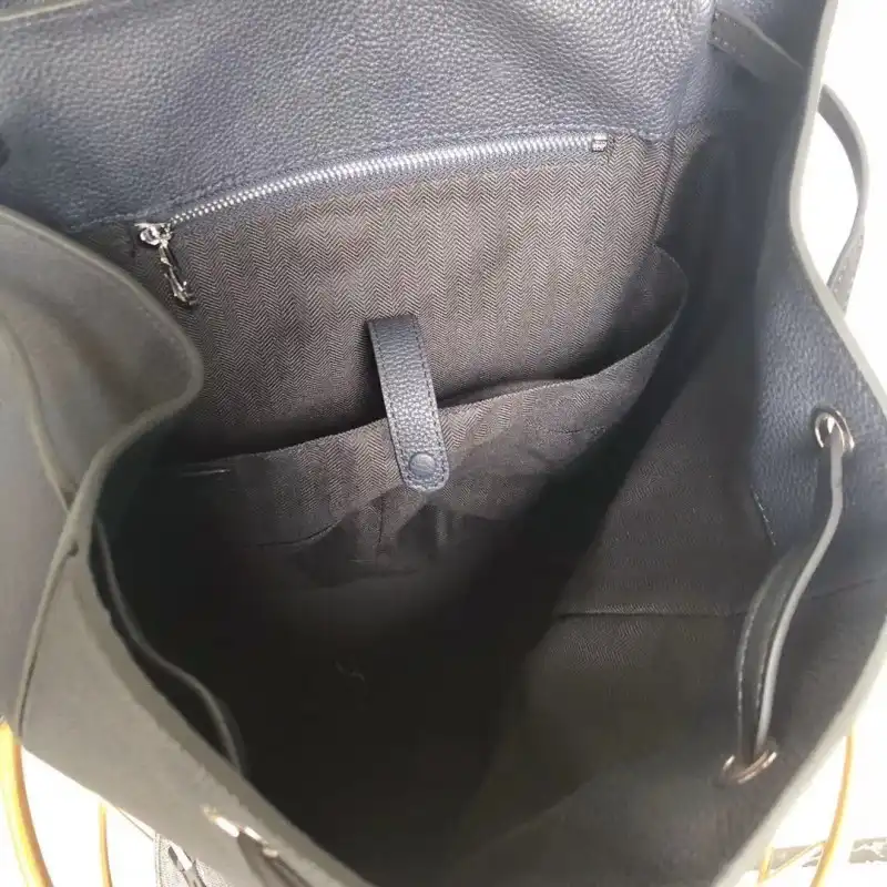 L0ew* s bag 19yan0008