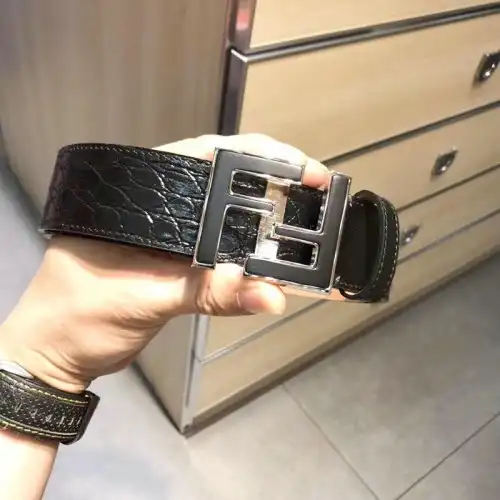 F**di s belte 19xf0051