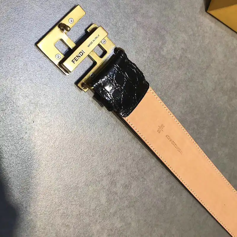 F**di s belte 19xf0052