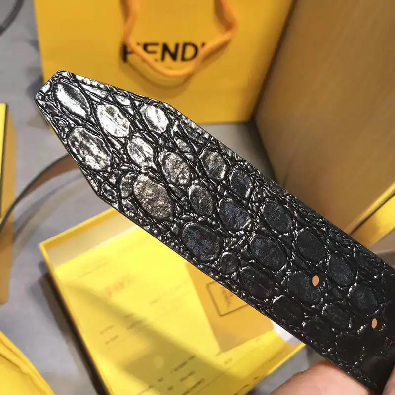 F**di s belte 19xf0052