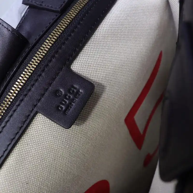 G*u*i tote bags 19gm0006