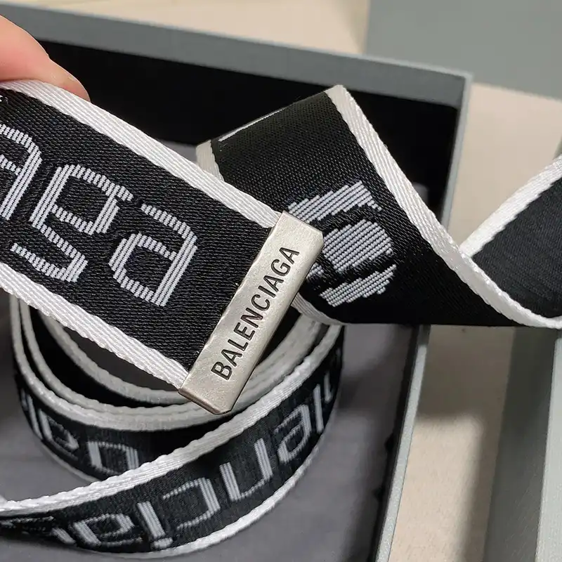 Ba1en*iaga belts 2407xf0016