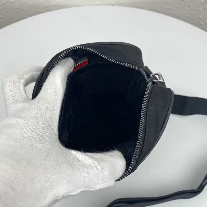 Pra*a bags 206b570121