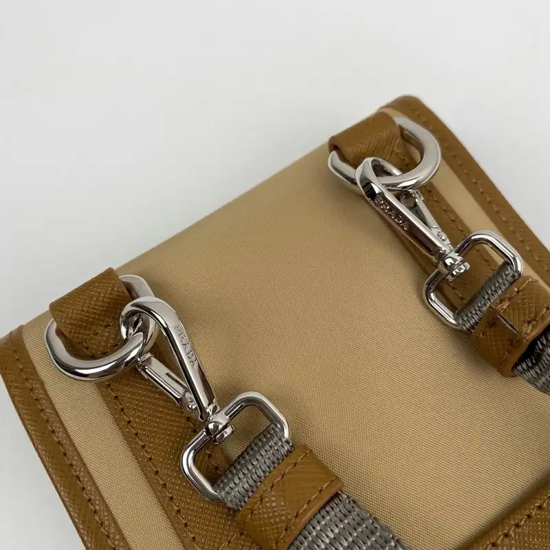 Pra*a bags 206b570128