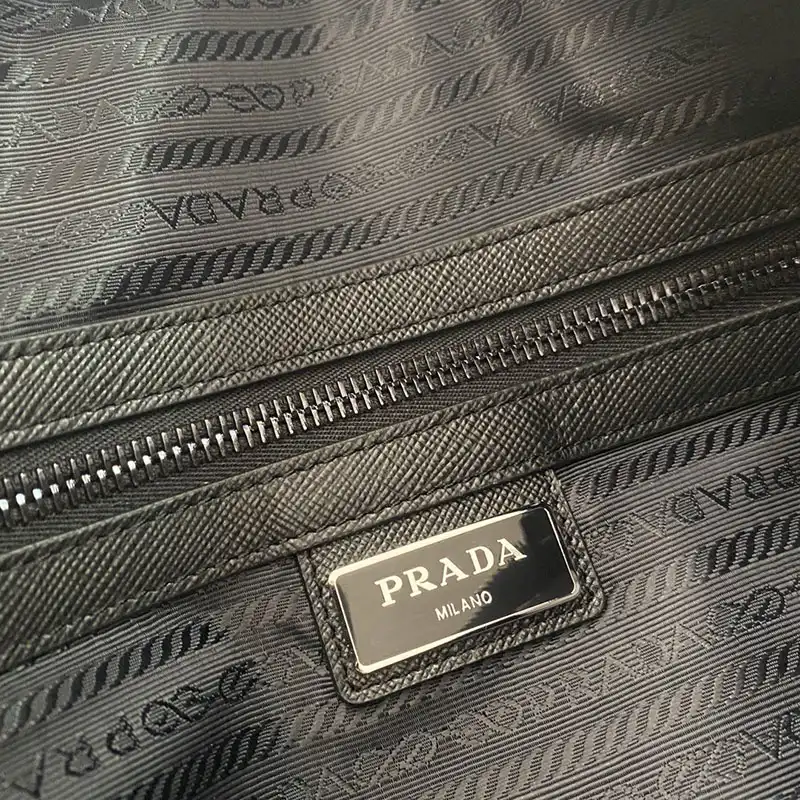 Pra*a bags 208b570114