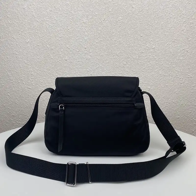Pra*a bags 208b570120