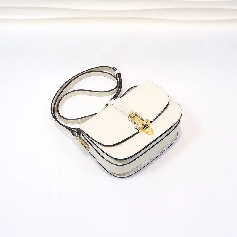 G*u*i bags 208b570146