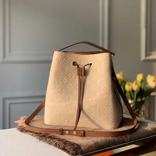 Pra*a bags 20b570059