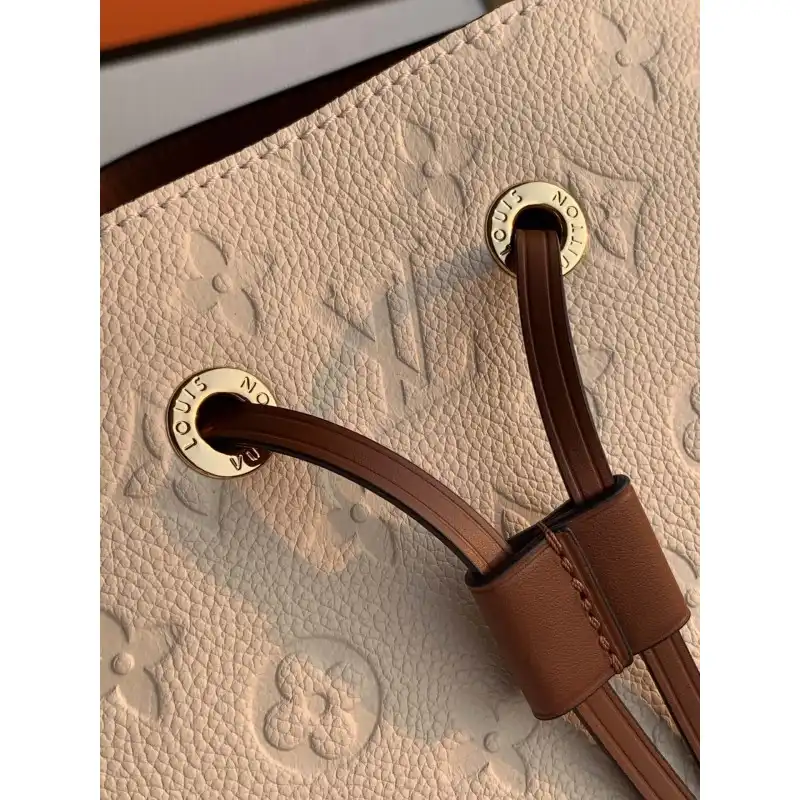 Pra*a bags 20b570059