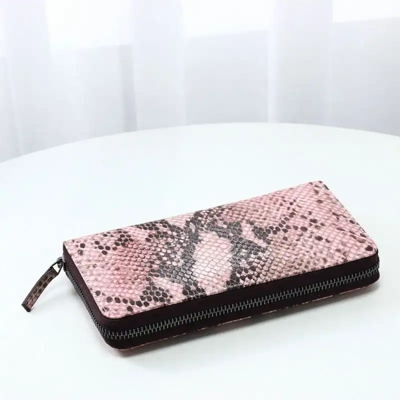 G*u*i bags 20b570278