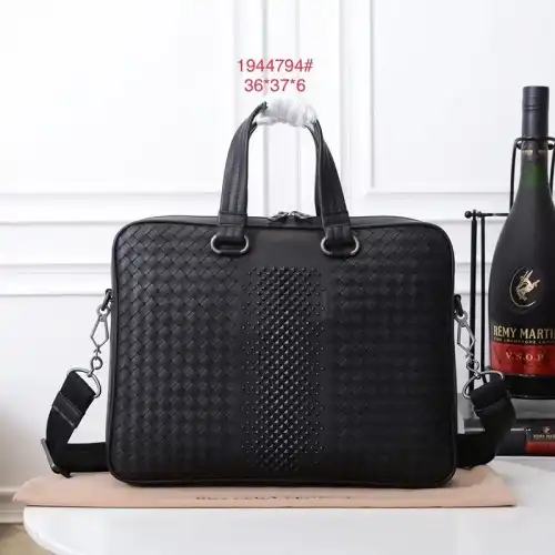 b0tt*ga Ven*ta bags 20plf0035