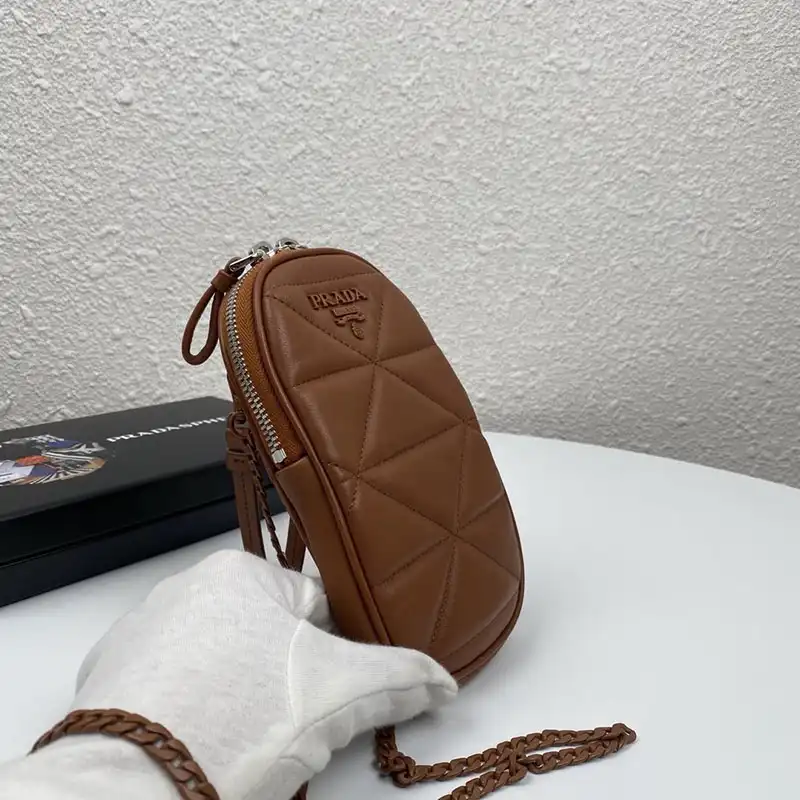 Pra*a bags 204b570052