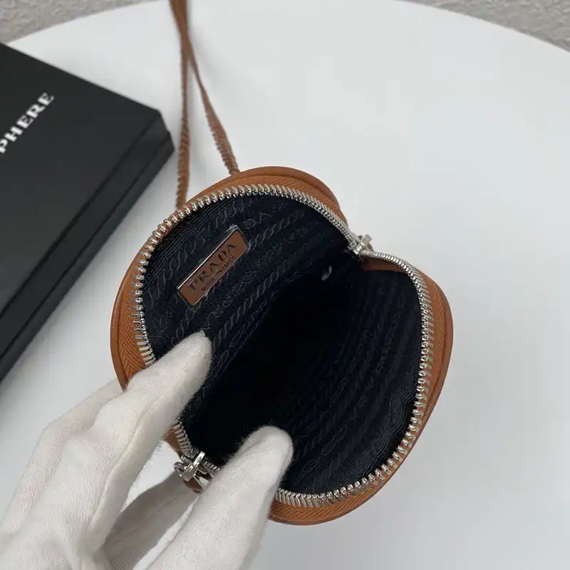 Pra*a bags 204b570052