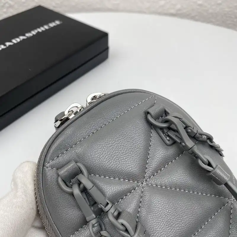 Pra*a bags 204b570054