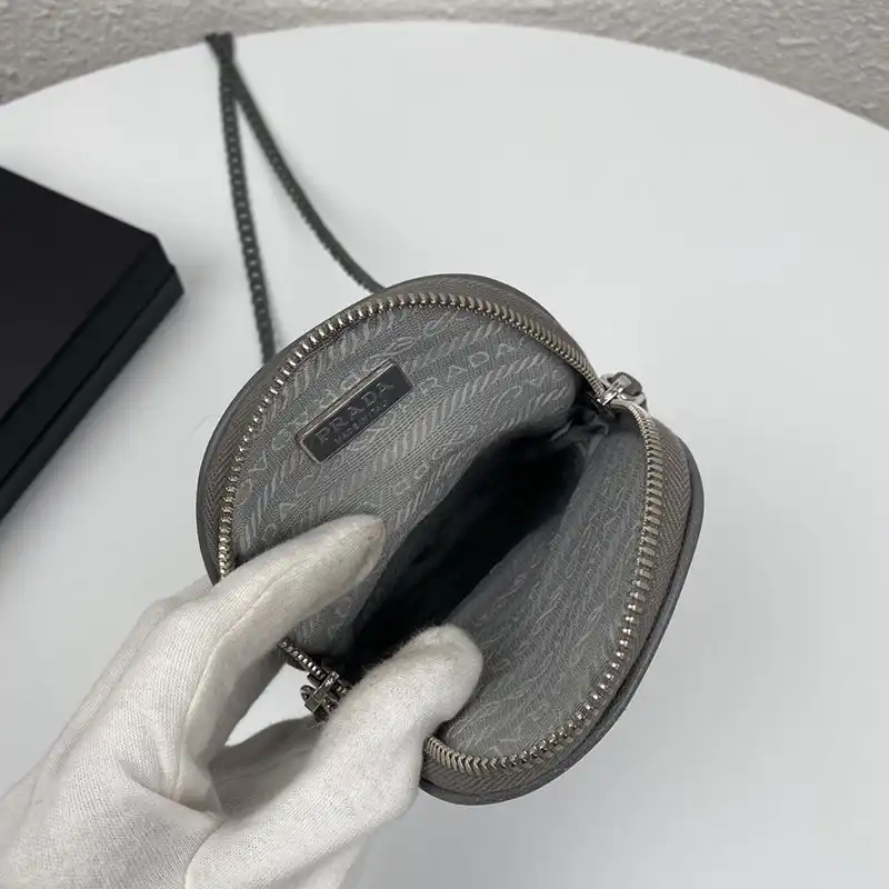 Pra*a bags 204b570054