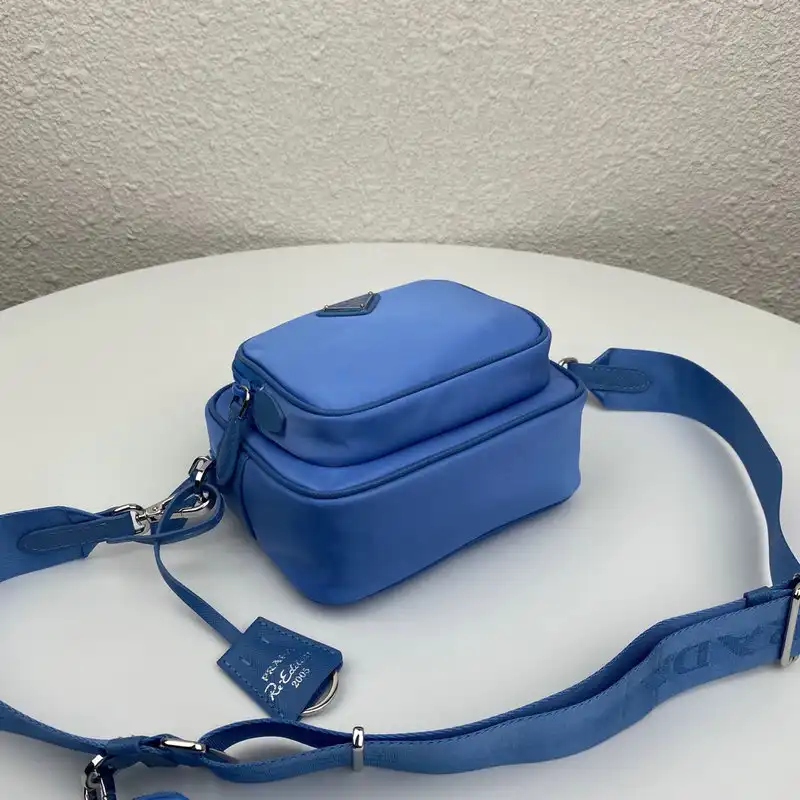 Pra*a bags 2101sh0033