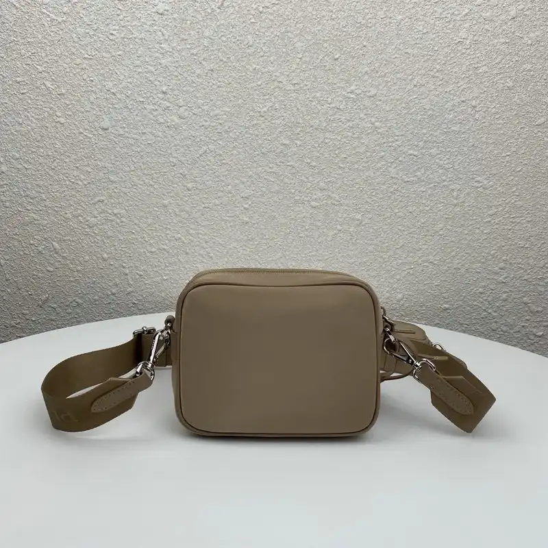 Pra*a bags 2101sh0034