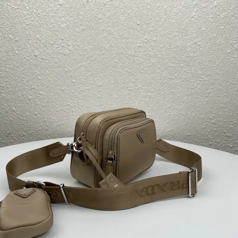 Pra*a bags 2101sh0034