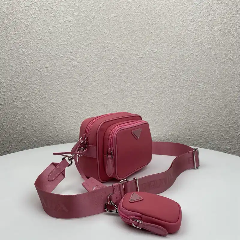 Pra*a bags 2101sh0035