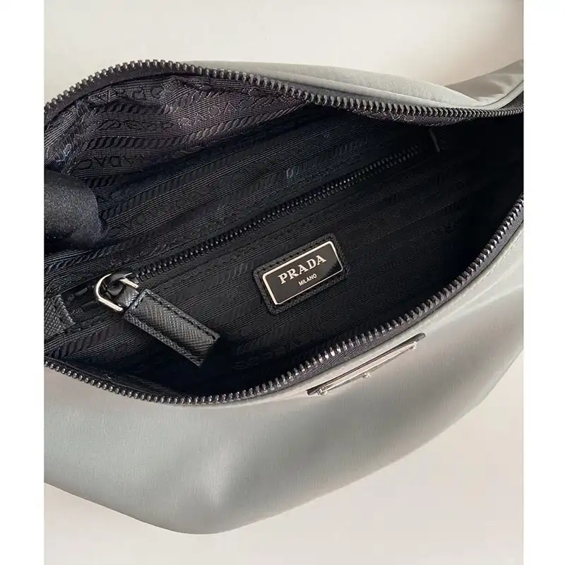 Pra*a bags 2107ya0016