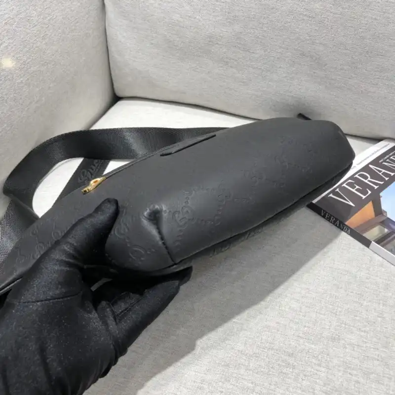 G*u*i bags 2107ya0019