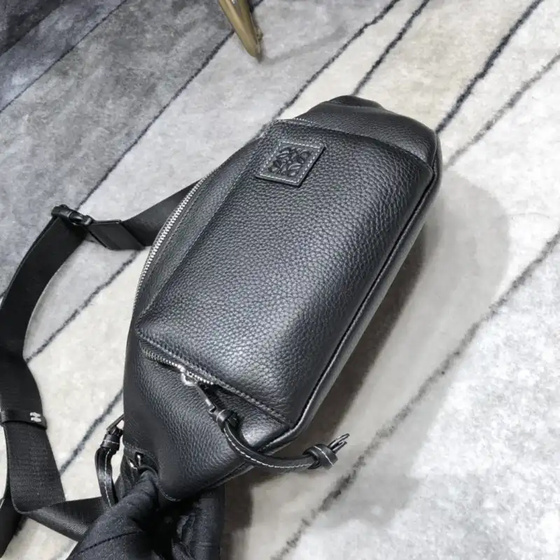 L0ew* bags 2107ya0020