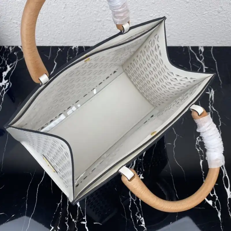 Pra*a s bags 2108dj0004