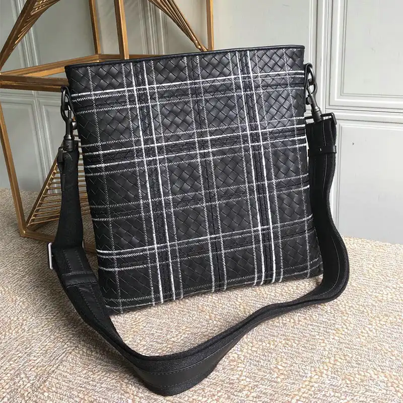 b0tt*ga Ven*ta bag 2108sf0167