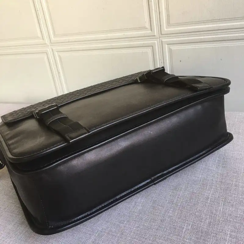 b0tt*ga Ven*ta bag 2108sf0212