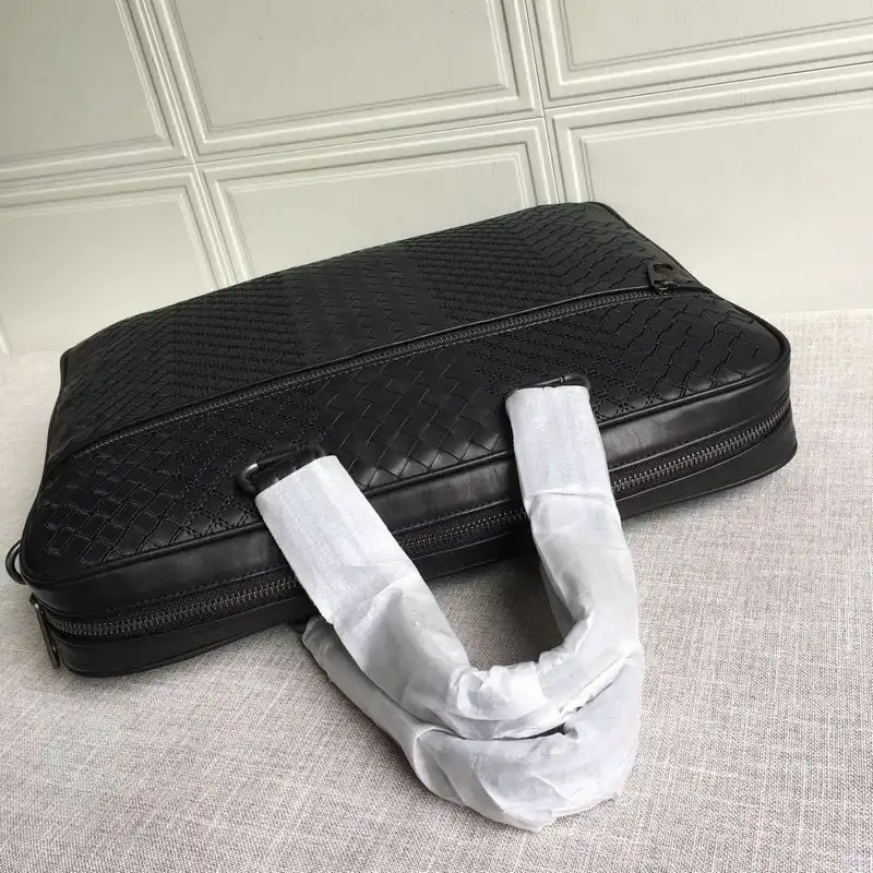 b0tt*ga Ven*ta bag 2108sf0215