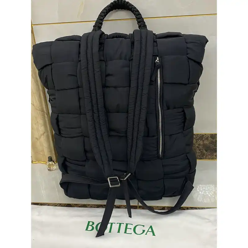 b0tt*ga Ven*ta bag 2108sf0305