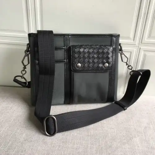 b0tt*ga Ven*ta bag 2108sf0308