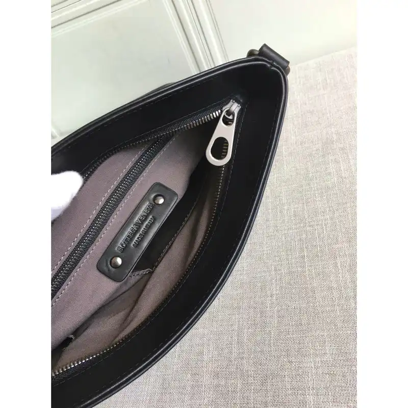 b0tt*ga Ven*ta bag 2108sf0309