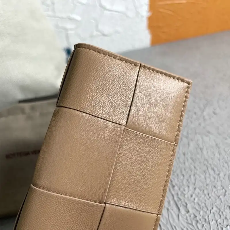 b0tt*ga Ven*ta bag 2108sf0334